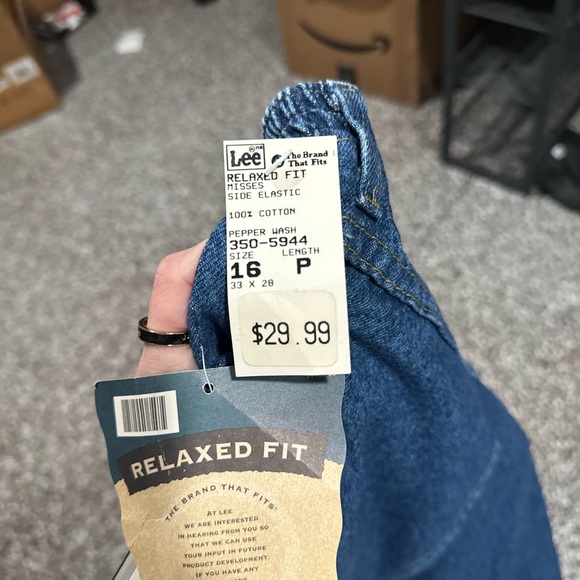 Lee Relaxed Fit Side Elastic Jeans – Women’s 16 Petite – NWT - Picture 7 of 7